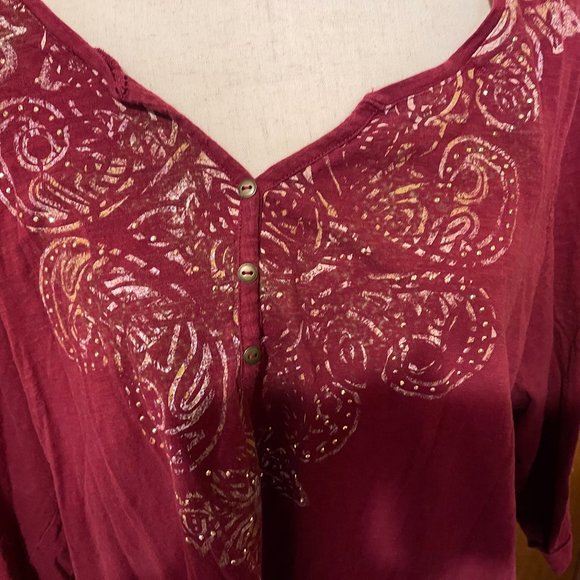 Catherine 1X - Women's Maroon Shirt - NEW - Picture 2 of 4
